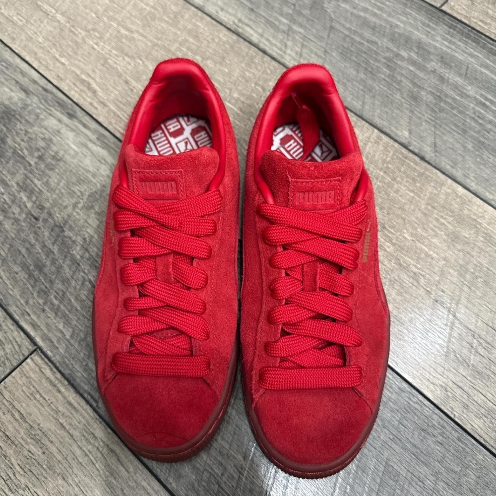 Puma Suede Classic Triple Red Sneakers Men’s Size: 5.5 - Picture 2 of 4